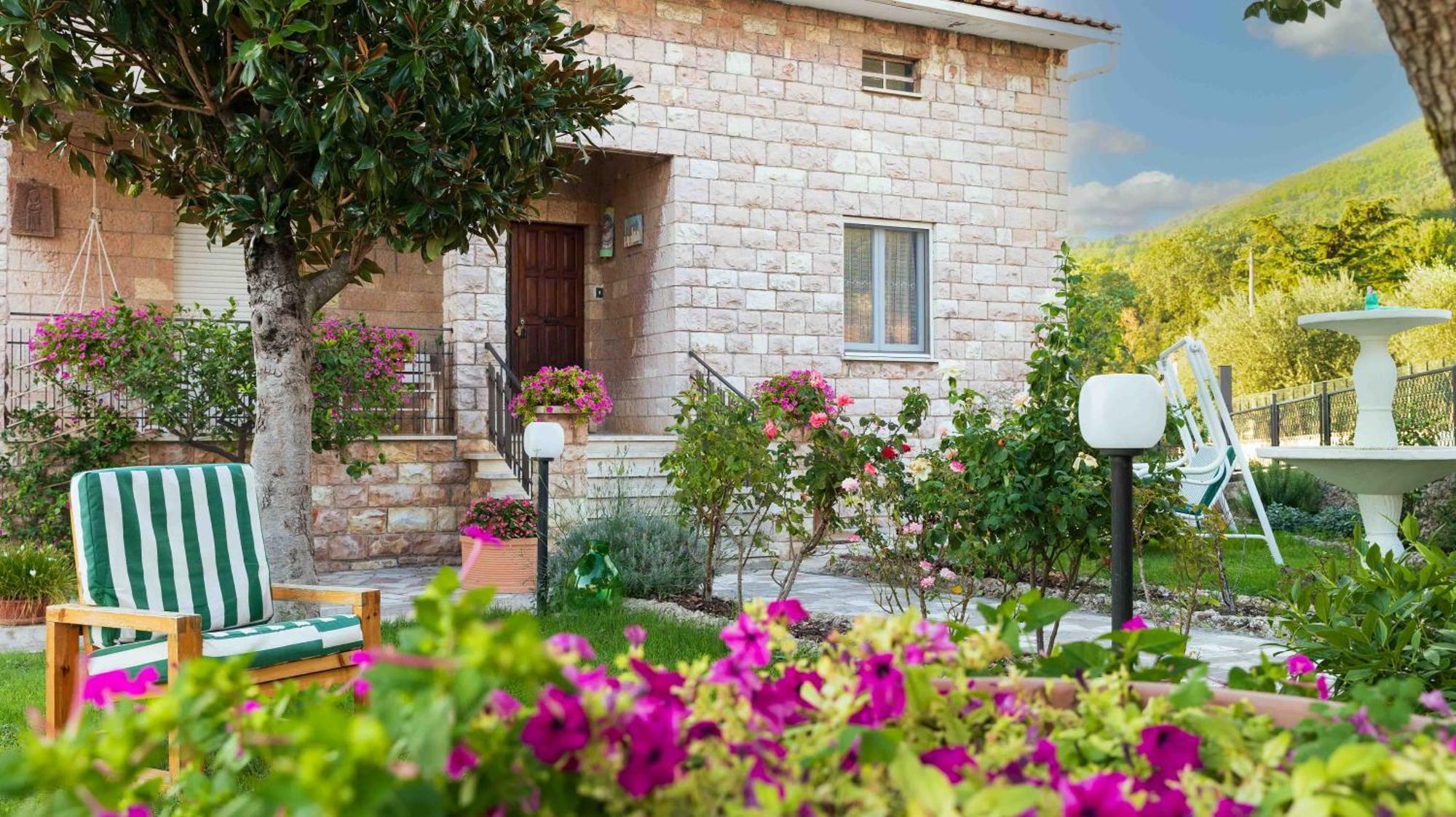 La Casa Dei Fiori Villa Assisi Eksteriør billede